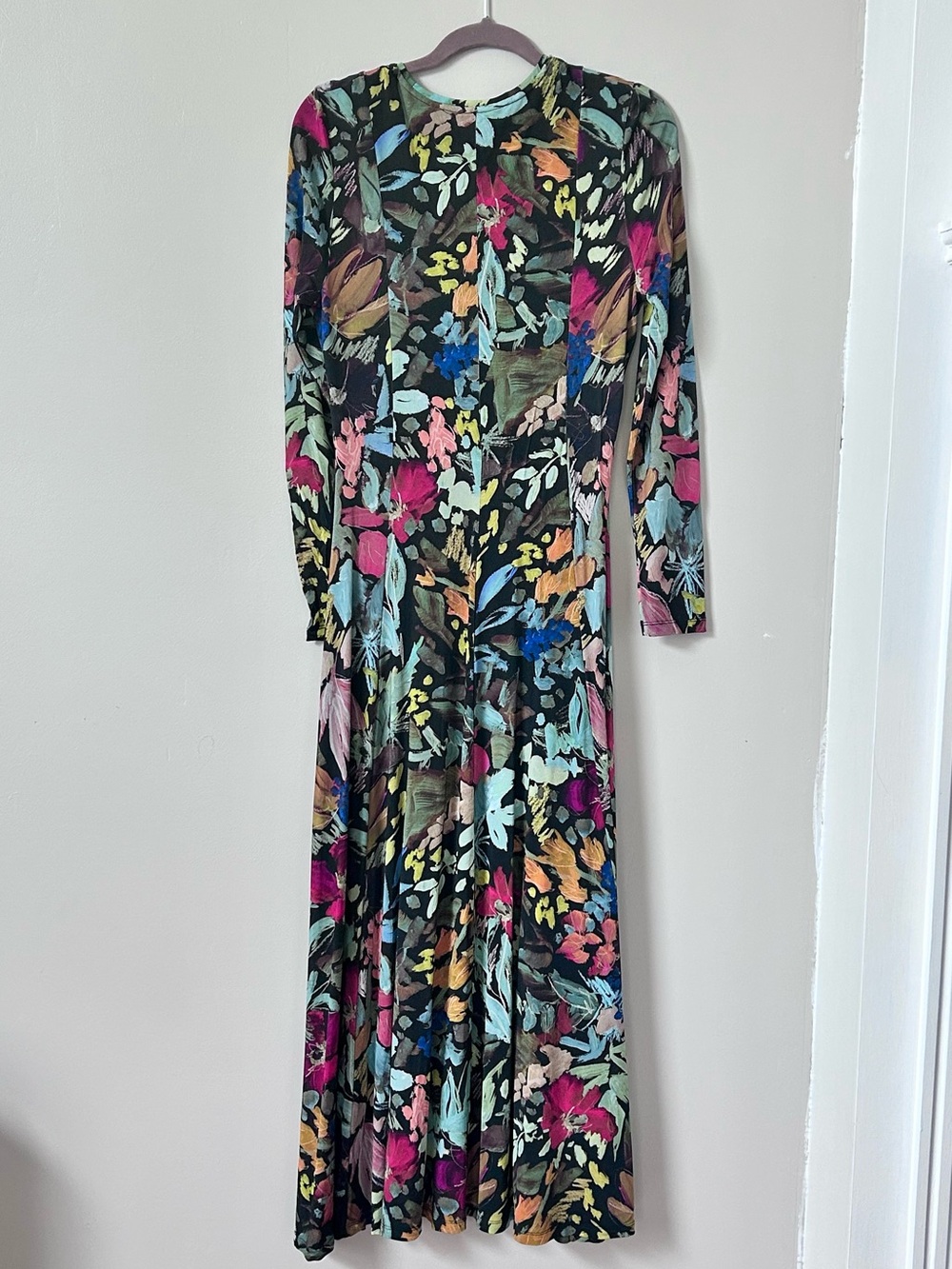 Like New Ted Baker Floral Long-Sleeve Midi Dress in Multi Size 3 - Picture 5 of 7